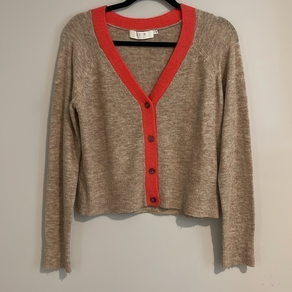 ASTR The Label Colorblock Cardigan 💕 - Picture 8 of 11
